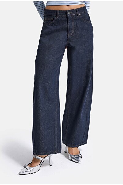 it's basic Kadın Selvedge R-7w6-50 Barrel Fit Denim Jean