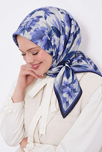 Lesscarves Desenli Pamuk İpek Eşarp 90x90 LS2213 03-Açık Gri-İndigo