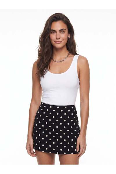 Juuuj White Stretchy Fabric Crew Neck Fitted Sleeveless Plain Basic Casual Kn...