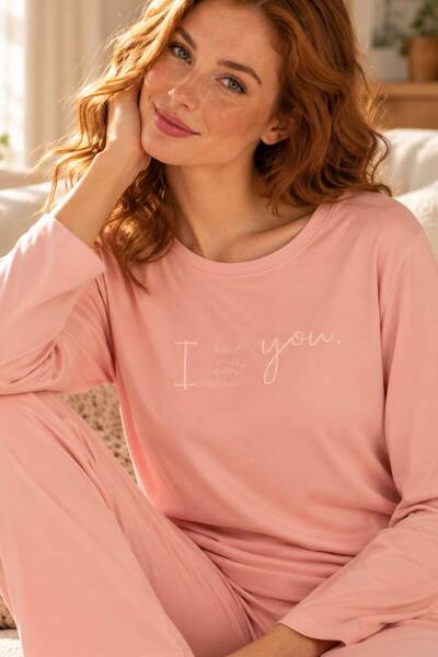 Kadın Somon Bisiklet Yaka Yazılı Uzun Kollu Pijama Takımı