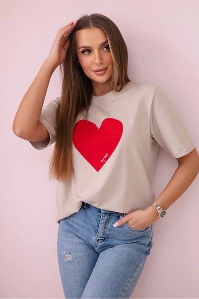 Kesi Tricou bej din bumbac cu imprimeu inimioare, romantic și confortabil