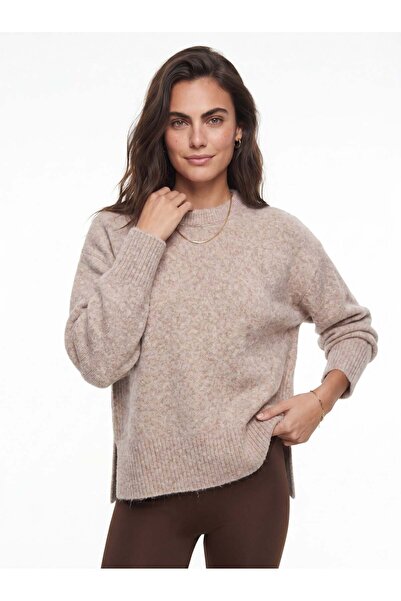 Juuuj Mink Wool Blended Flexible Textured Crew Neck Sweater with Side Slits i...
