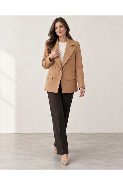 nazzain Geniş Yakalı Blazer Ceket