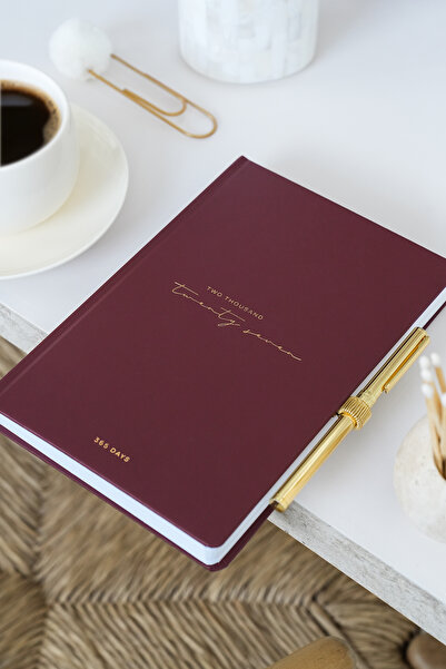Matt Notebook 2027 Yılı A5 Tam Gün Ajanda 15x22 cm - 365 Gün Bordo