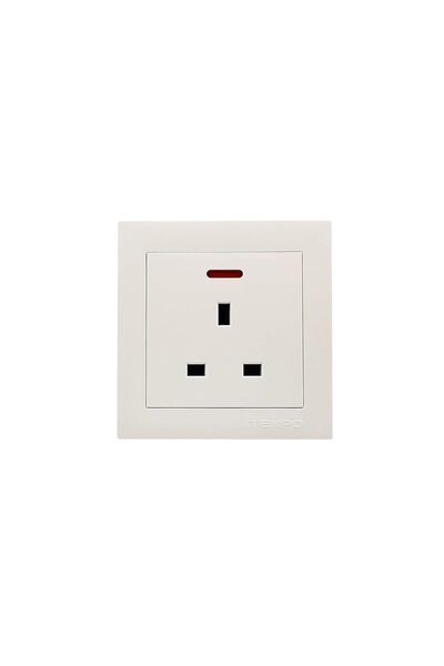 Generic 13A Wall Electrical Socket, British Standard 3 Pin Outlet, White for ...