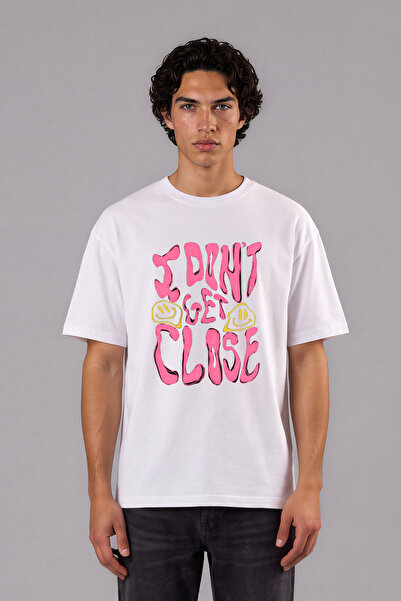 VSRN Tricou oversize alb cu imprimeu frontal I Get Close Design