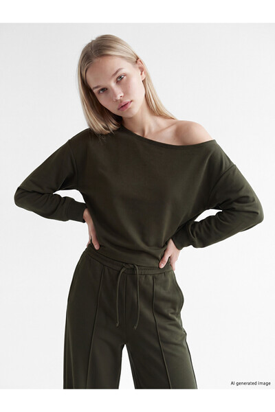 LC Waikiki Özmarka New Season Khaki Boat Neck Soft Touch Women's Sweatshirt