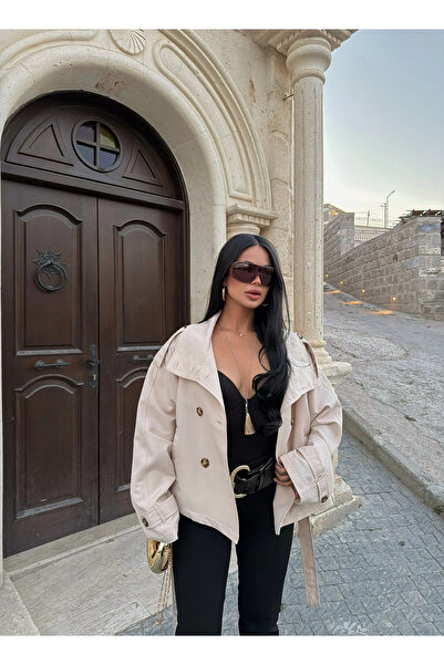 kırmızı butiks Trench coat cu guler înalt și curea, cu aplicații de piatră