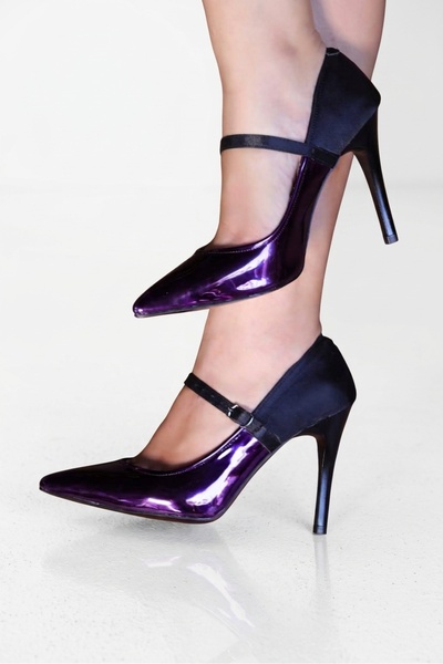 VixenneShoes Vixenne Kadın Mor Metalik Rugan Siyah Saten Detaylı Sivri Burun ...