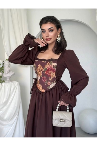 Dilek Vardar Kahverengi Çiçek Desenli Korse Detaylı Kare Yaka Uzun Elbise