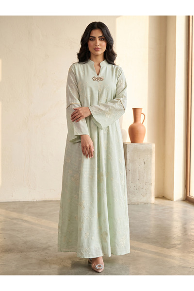 Finelook Women’s Green Gold-Embroidered Maxi Kaftan Dress with Brooch Accent ...