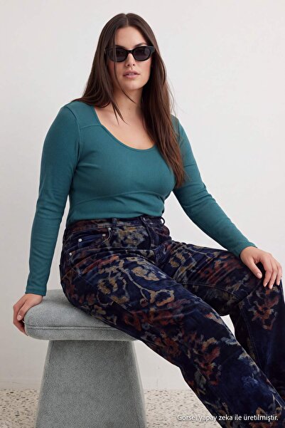 Trendyol Curve Petrol Kaşkorse Crop Knitted Plus Size Blouse Tbbaw26Af00057