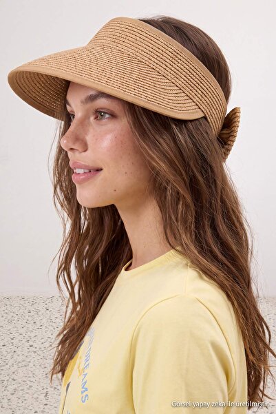TRENDYOL SHOES قبعة نسائية قابلة للطي من Camel TAKSS26SP00036