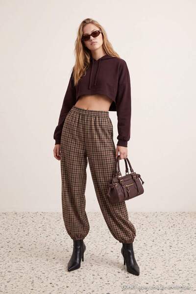 Trendyol Collection Brown Thick Hooded Lace-Up Bolero Knitted Sweatshirt Twoa...