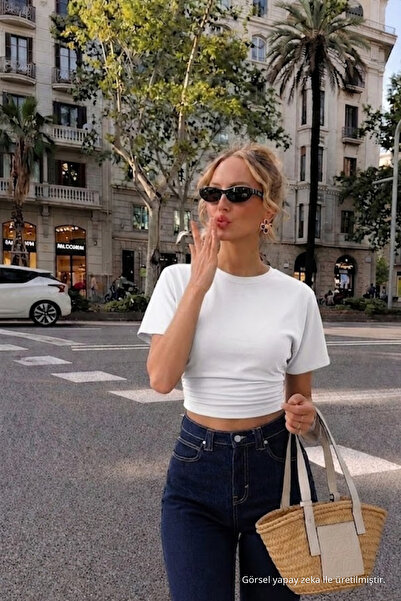 COMBİNE MİCHAİL Women's Crew Neck White Crop T-Shirt