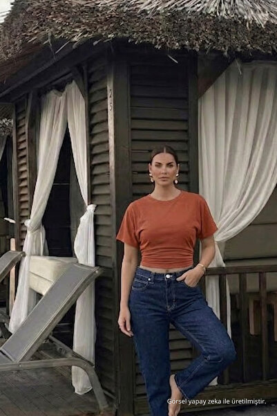 COMBİNE MİCHAİL Γυναικείο Premium Dar Pudra Crop T-Shirt