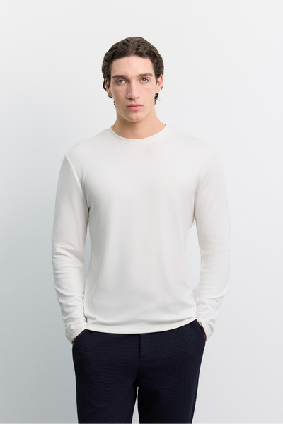 Avva Men's Ecru Crew Neck Viscose Blended Bi-Stretch Basic Regular Fit Sweats...