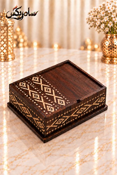 Samrix مجموعة بريق – 5 جرام عود مروكي مع عطر زيتي نصف تولة 6 مل قابل للتخصيص بالاسم واللوجو