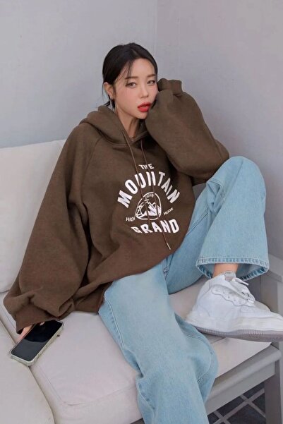 uyguntarz Unisex The Mountain Printed Sweatshirt
