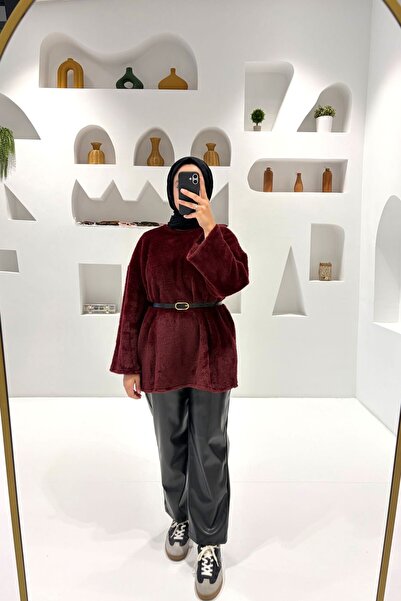 Gülşah collection سترة من القطيفة - لون أحمر داكن