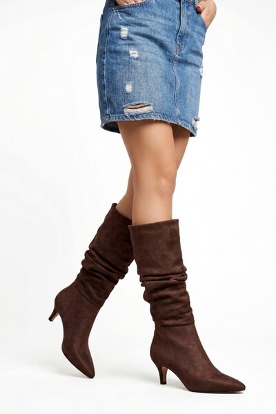 Fox Shoes Z965170402 Brown Suede Thin Heeled Gathered Women's Boots