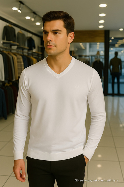 Maccali Men's Casual Basic Loose White Long Sleeve V-Neck Sweater