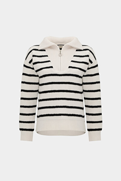 Açelya Okcu Turtleneck Zipper Detailed Striped Women's Knitwear Sweater