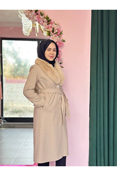 Eslina Düğmeli ve Kuşaklı Kürk Detaylı Kaban