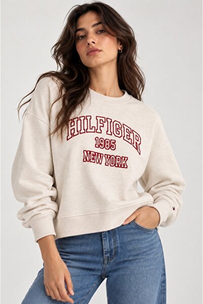 Tommy Hilfiger Dokuma logolu rahat kesim sweatshirt