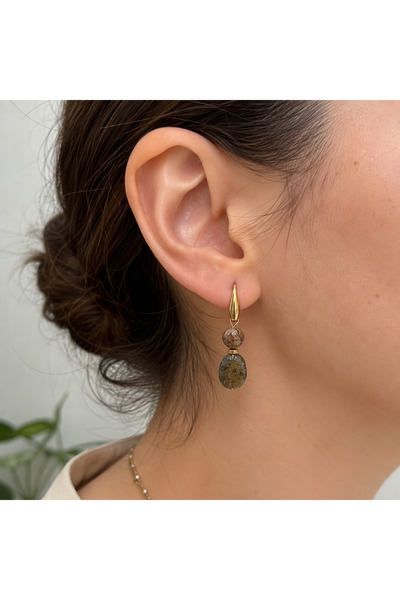 Vesce Atelier Doğal Taş Işıltısı Küpe