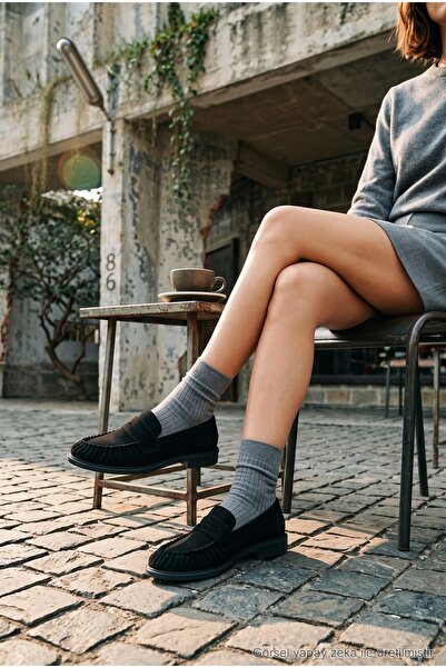 Capone Outfitters Meggan Gathered College Loafer Women's Shoes