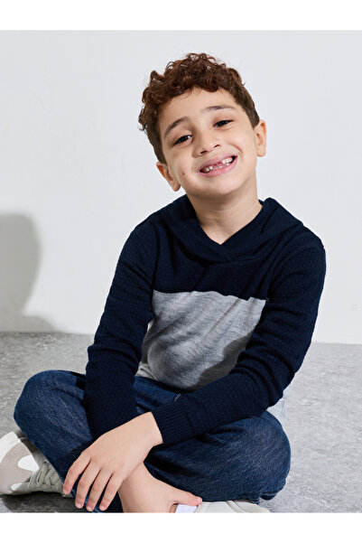 Styli Boys Grey Color Block Long Sleeves Hoodie