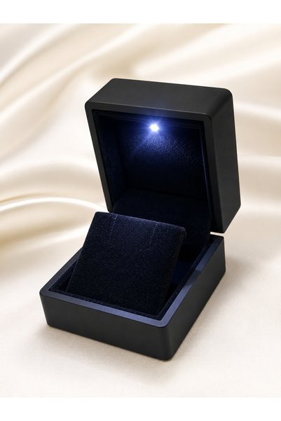 Evorya Premium Siyah Işıklı Kolye Kutusu