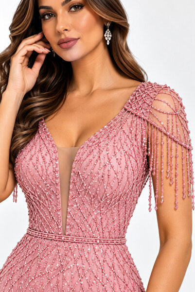 Lovely Dress Büyük Beden Payetli Abiye Elbise – V Yaka Boncuk İşlemeli Püskül...