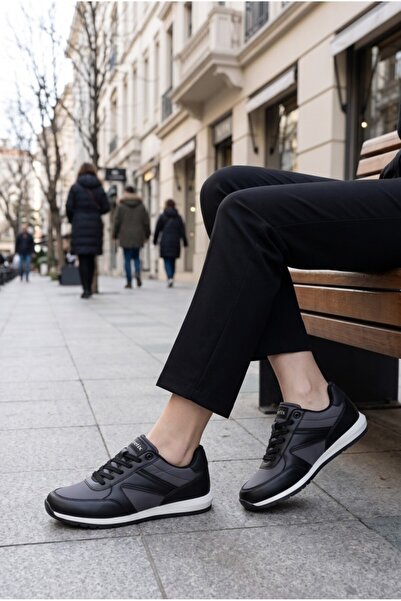 Kinetix Günlük Rahat Kalıp Bağcıklı Kadın Siyah Sneaker Aferdıt