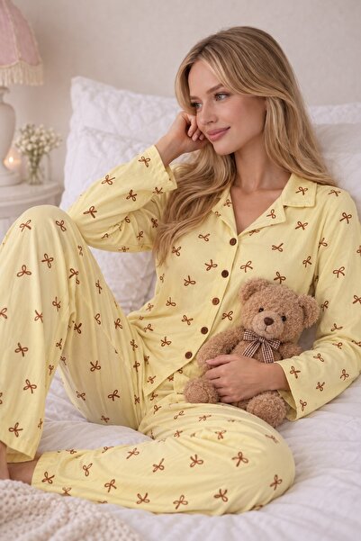 rindahomewear طقم بيجامة نسائي فاخر من الجلد المدبوغ بأزرار ونقوش