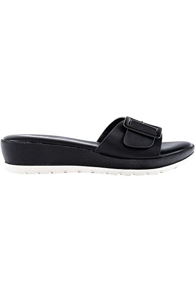 BATA صندل ويدج سوليد سليب-أون ويدج ساندالز، للنساء، أسود، 35