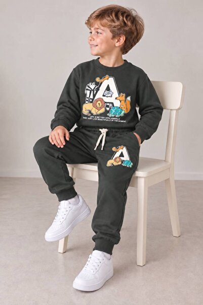 YİGİT BUTİK Boy's Animal Figured a Printed Sweatshirt and Jogger Pants 2-Piec...