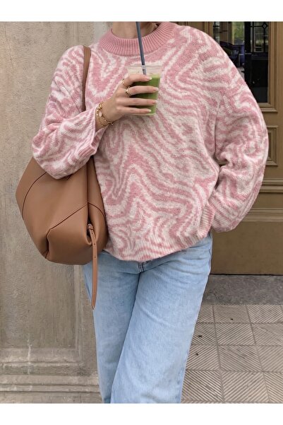 LEA Kadın Pembe Yıldız Desenli Oversize Bisiklet Yaka Triko Kazak