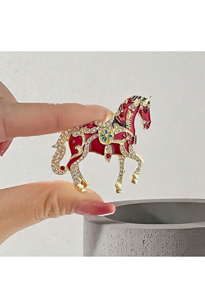 asc.home Retro at model kırmızı yaka iğnesi Broş 4x3 cm