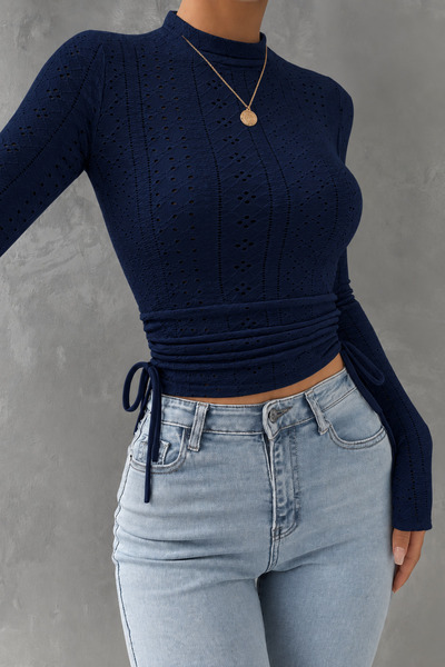Marin Star Lacivert Dantel Desenli Uzun Kollu Crop Bluz, Lacivert Nakış Desen...