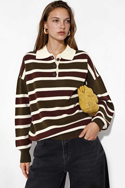 Kadın Çizgili Polo Yaka Oversize Triko Kazak