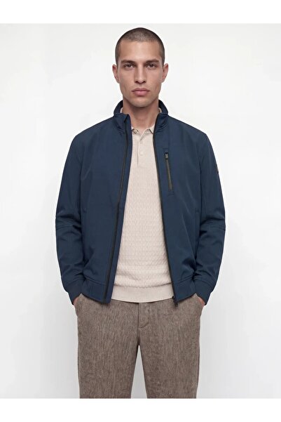 Jack & Jones سترة Jjeliam Softshell Bomber Noos باللون الأزرق الداكن للرجال