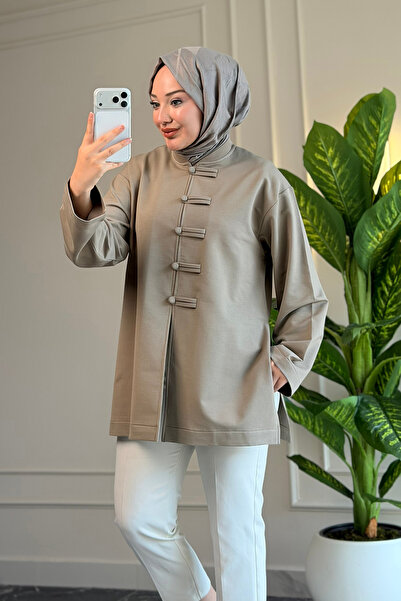 Suede Style 6681 - Comfortable, Loose-Fitting 2-Thread Buttoned Women's Shirt