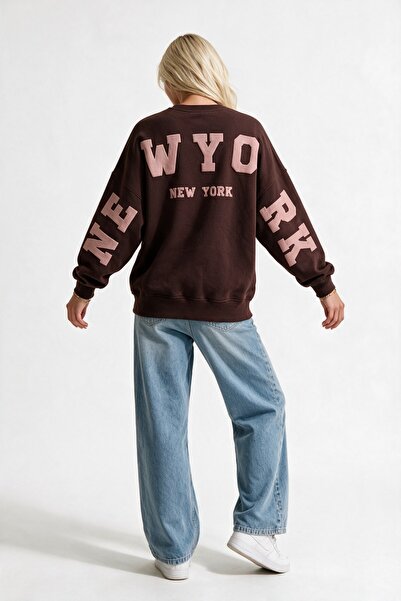 The Champ Clothing Women's Oversize Sweatshirt Wyo Ny Printed Brown – Crew Neck, 3 Thread Ribbed