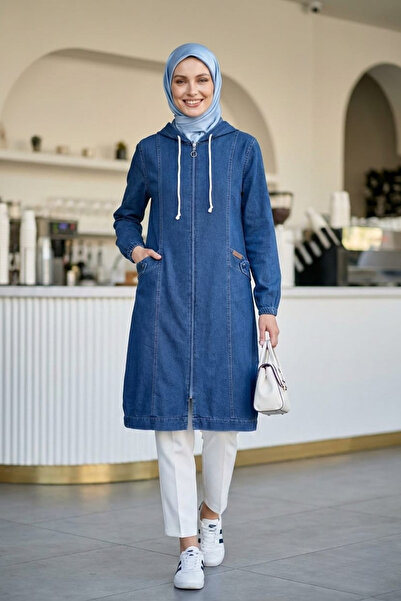 Hb Harma Time Butik قبعة نسائية ذات جيوب وسحابات ولون أزرق داكن من قماش الدنيم