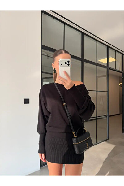 BB Bensu Buyruk DÜŞÜK OMUZ MİNİ TRİKO ELBİSE