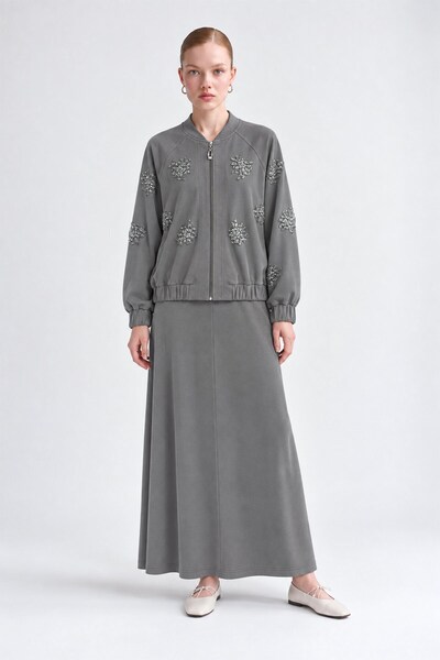 Levidor Stone detailed skirt set khaki