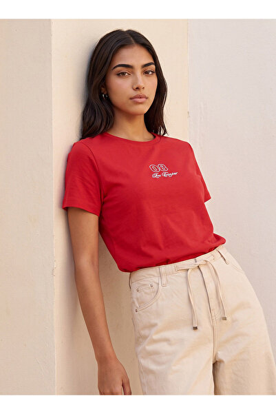Lee Cooper تي شيرت قطني بقصة مريحة مع شعار