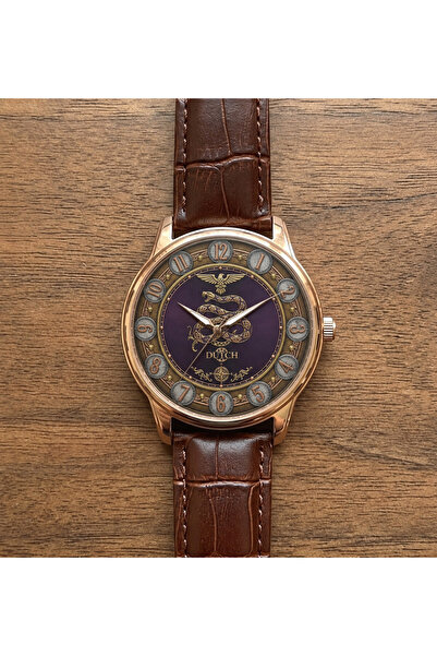 DUTCH STORE Men's Wristwatch - Clear Numerals with Decorative Design and Purp...